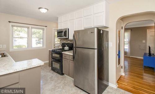 1122 Hubbard Ave, Saint Paul MN  55104-1425 exterior