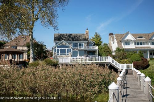 146 Conover Ln, Tinton Falls NJ 07701-6213 exterior