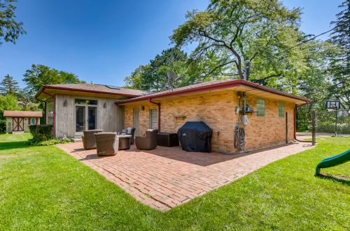 810 Brand Ln, Bannockburn IL  60015-3402 exterior