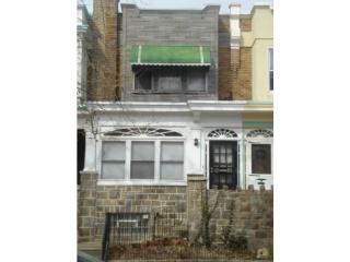 884 Corinthian Ave, Philadelphia PA  19130-1442 exterior