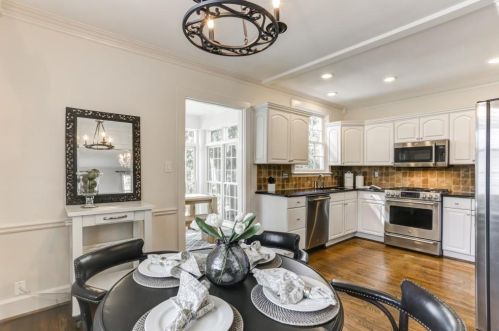 3580 Habersham Rd, Atlanta GA  30305-1164 exterior