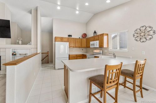 4712 Danube Cir, Aurora CO  80015-4958 exterior