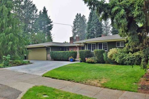 2214 Hatch St, Spokane, WA 99203-3305