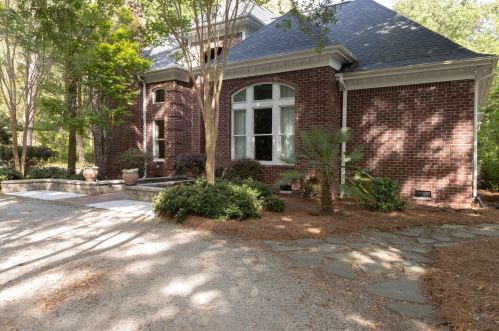 1842 Long Creek Rd, Wadmalaw Is, SC 29487-7065