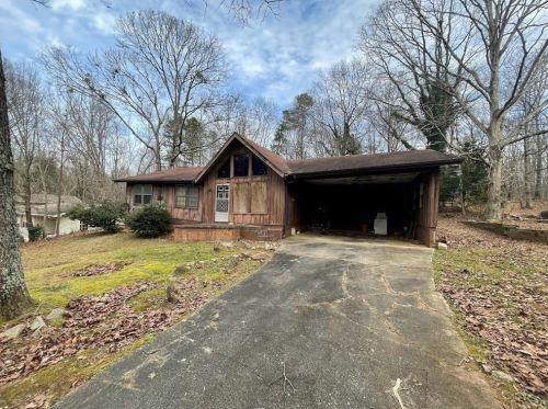 2318 Fern Dr, Gainesville, GA 30507-7418
