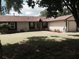 1908 Tiffany Dr, Norman, OK 73071-1054