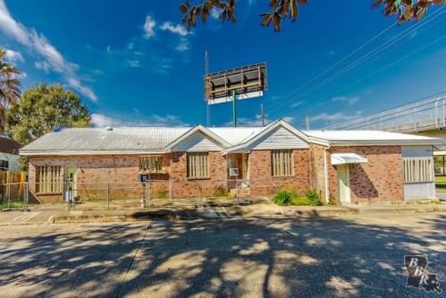 8392 Main St, Houma, LA 70363-4873