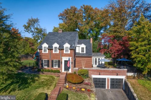 1023 Washington Ave, Tavistock NJ 08033-3605 exterior