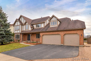 740 Lewis Rd, Geneva, IL 60134-3936