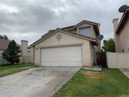 749 Woodcrest St, Bloomington, CA 92316-4133