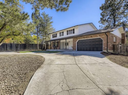 8894 Radcliff Ave, Denver CO  80237-2510 exterior