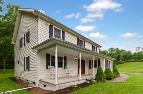 18 Day Rd, Lafayette, NJ 07848-3146
