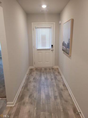 209 Woodlands Dr, Jackson, GA 30233-5862