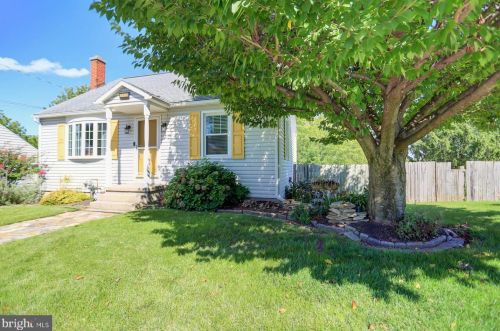 560 Ridge Ave, Harrisburg, PA 17111-5526
