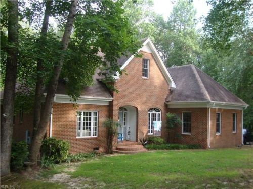 18415 Lakeside Dr, Courtland, VA 23837-2629