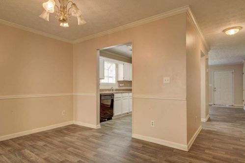 1740 Rdg Ct, Conyers GA  30013-1726 exterior