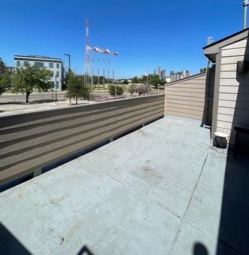 3705 Commerce St, Dallas TX  75226-1738 exterior