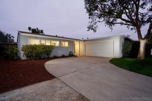 4318 Cannington Dr, San Diego, CA 92117-5171