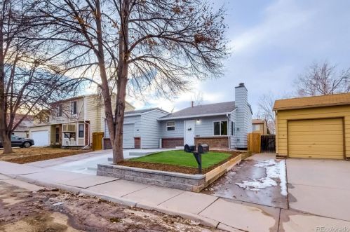 4883 Quintero Cir, Denver CO  80015-1835 exterior