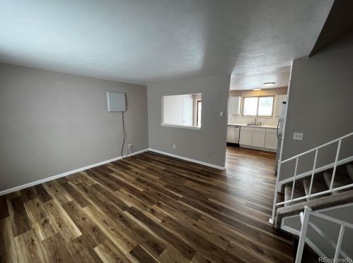 16512 Louisiana Dr, Aurora CO 80012-4768 exterior