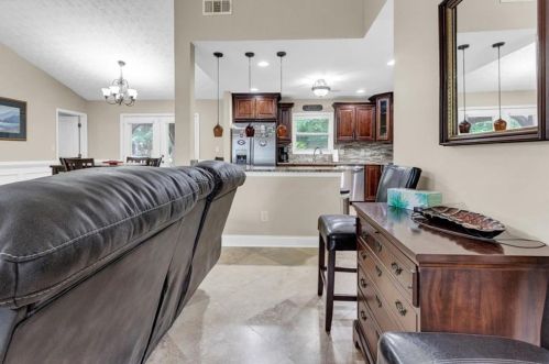2713 Post Oak Dr, Marietta, GA 30062-1658