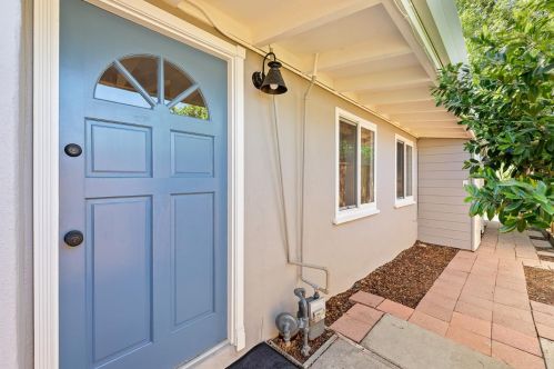 364 Rengstorff Ave, Mountain View, CA 94043-2810