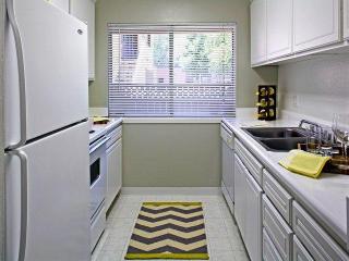6700 Warner Ave, Huntington Beach CA  92647-5315 exterior