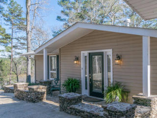 7356 Lullwater Rd, Columbus, GA 31904-1912