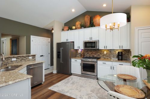13 Wycliffe Dr, Lakehurst NJ  08759-6165 exterior