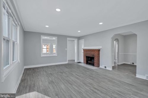 9121 Kimes St, Silver Spring MD 20901-3727 exterior