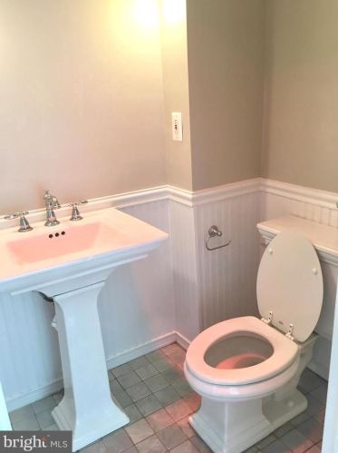 340 12 St, Philadelphia PA 19147-1832 exterior