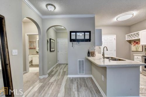 4333 Dunwoody Park, Atlanta GA  30338-5795 exterior