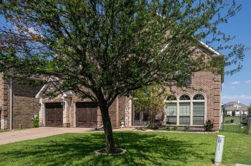 12232 Fairway Meadows Dr, Fort Worth TX  76179-6643 exterior