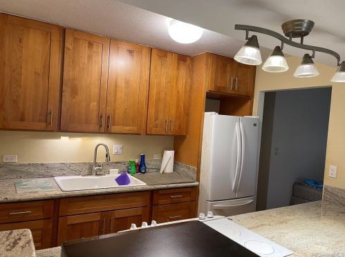 45381 Mokulele Dr, Kaneohe, HI 96744