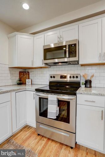 111 Eastman Ave, Lancaster PA  17603-4476 exterior