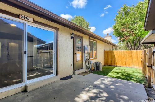 3810 Evanston St, Aurora CO 80014-3921 exterior