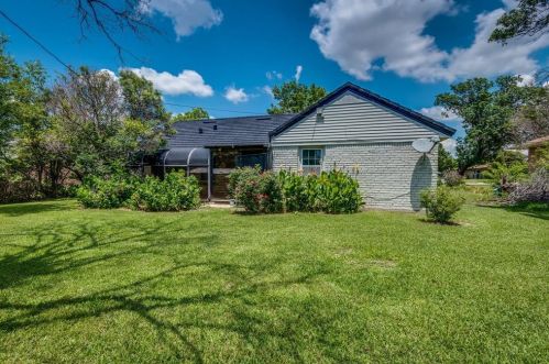 3813 Kimberly Ln, Fort Worth TX  76133-2020 exterior