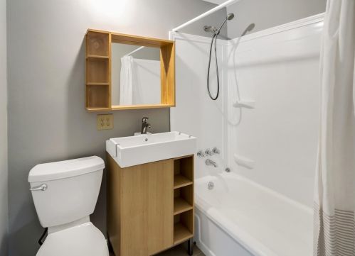 4019 Haverstraw Dr, Cincinnati OH 45241-2608 exterior