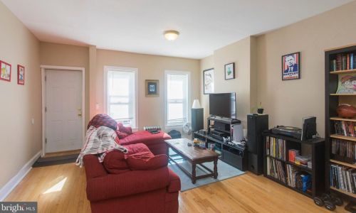 2218 Darien St, Philadelphia, PA 19148-3106