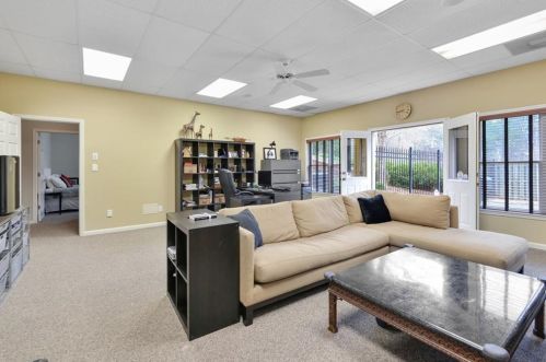 2169 Cumberland Dr, Smyrna GA  30080-4601 exterior