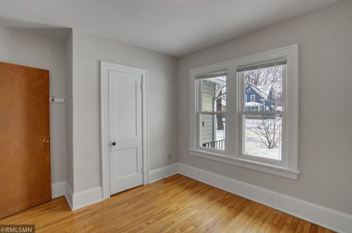 1755 James Ave, Saint Paul MN  55105-2114 exterior