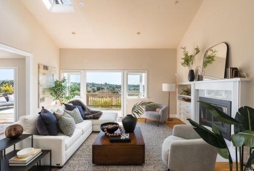 6 Robertson Ter, Mill Valley, CA 94941-3358
