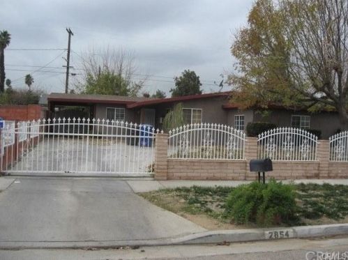 2854 Sonora Pl, Riverside, CA 92504-4635