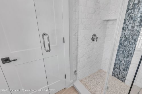 19 Sturgis Rd, Lavallette NJ 08735-2843 exterior