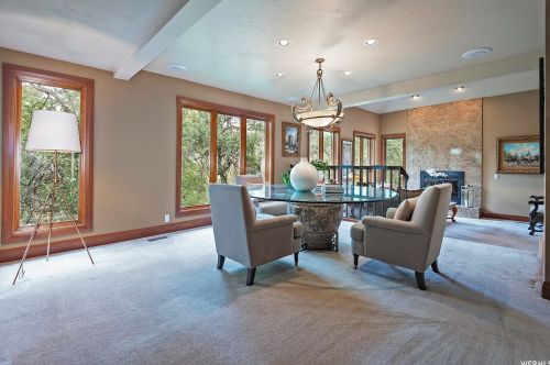 10188 Dimple Dell Ln, Sandy UT 84092-4505 exterior