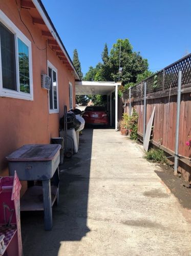 1923 130th St, Compton, CA 90222-2103