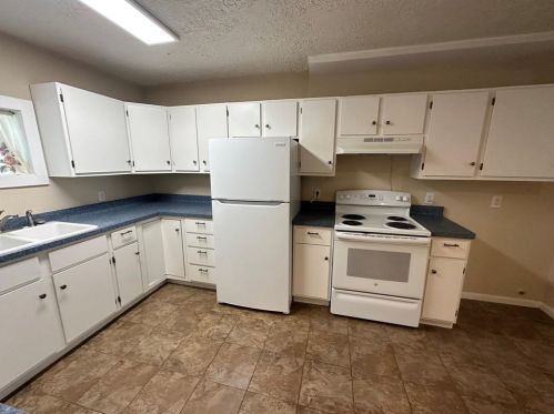 4013 Hunnington Dr, Conroe TX  77303-1807 exterior