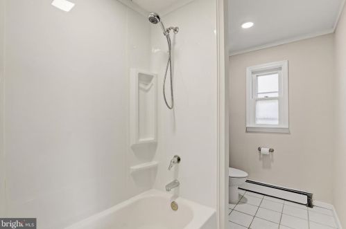 47 Ribsam St, Trenton NJ  08619-3627 exterior