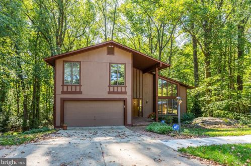 11209 Willow Bottom Dr, Columbia, MD 21044-1069