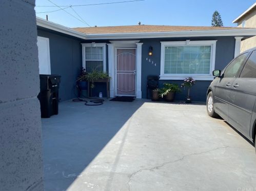 4834 60th St, Bell, CA 90270-3502